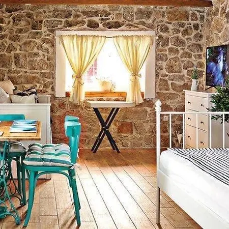 Captain Bervida * Murter