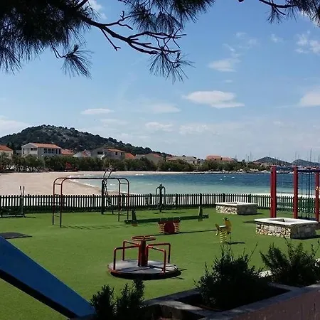 Captain Bervida Apartmán Murter