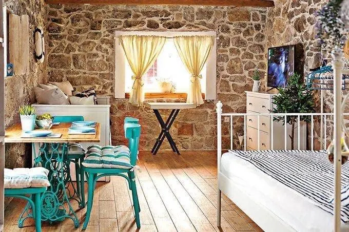 Captain Bervida * Murter