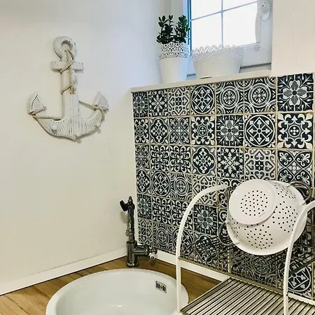 Captain Bervida * Murter