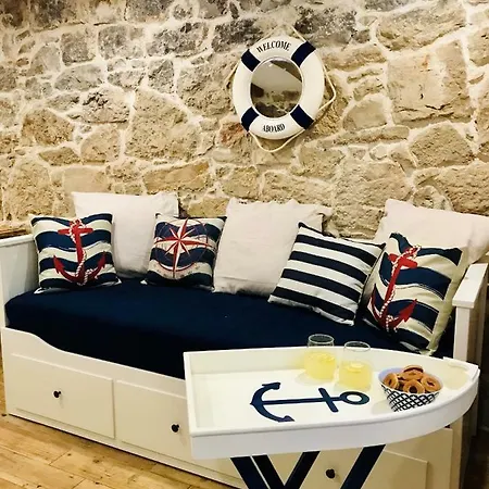 Captain Bervida * Murter