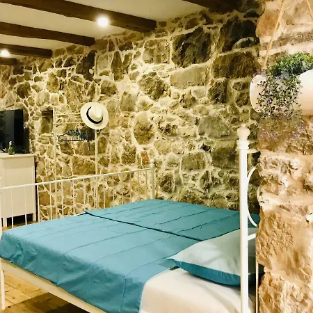 Captain Bervida Murter